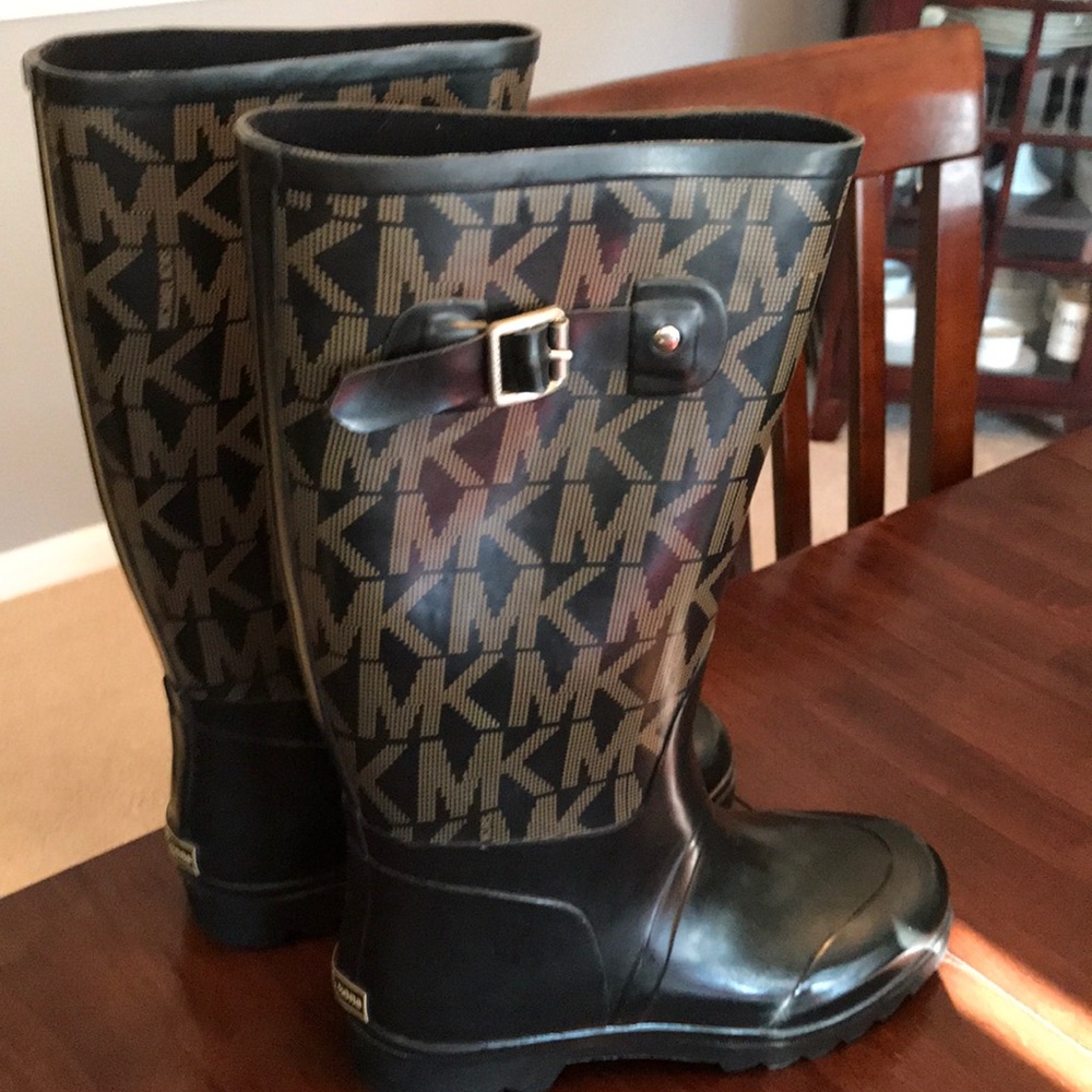 Michael Kors Rainboots